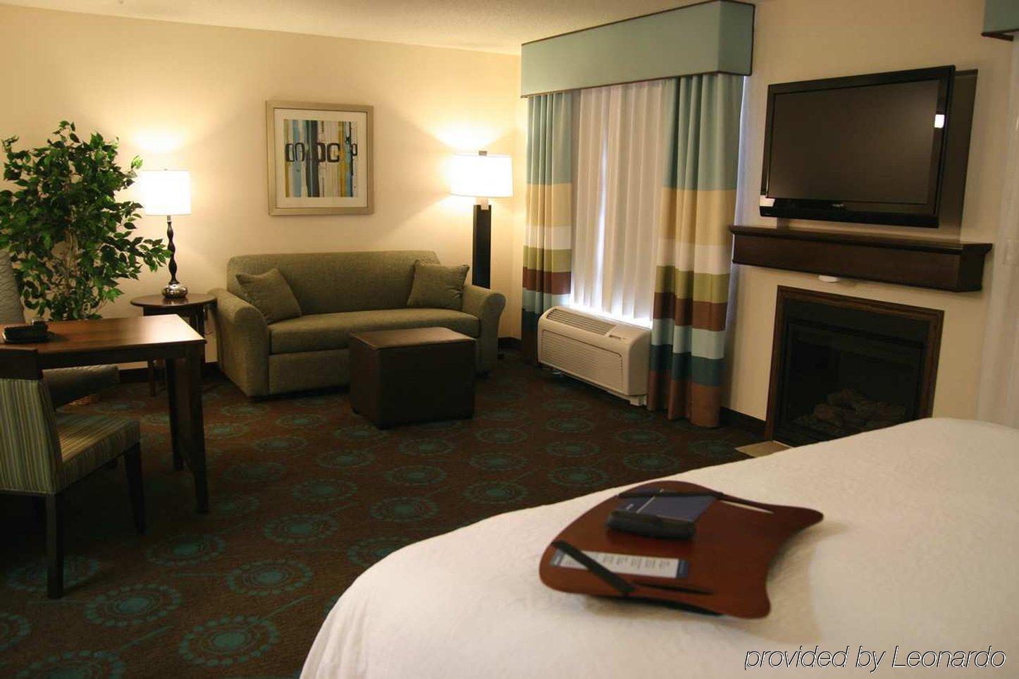 Hotel Hampton & Suisun Waterfront 3*