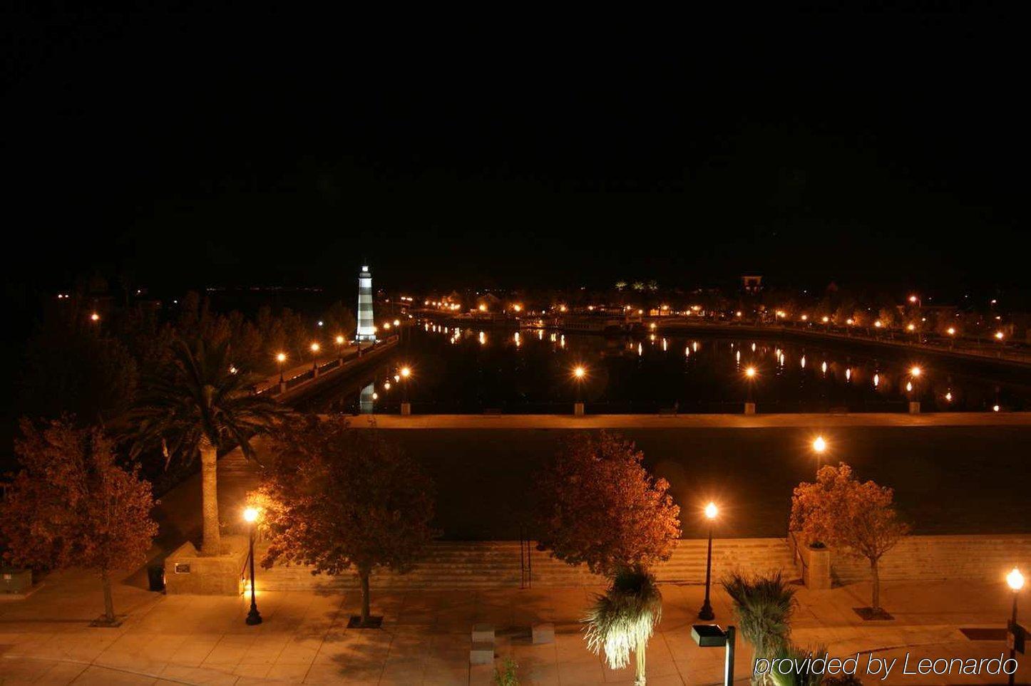 Hampton & Suisun Waterfront 3* Suisun City
